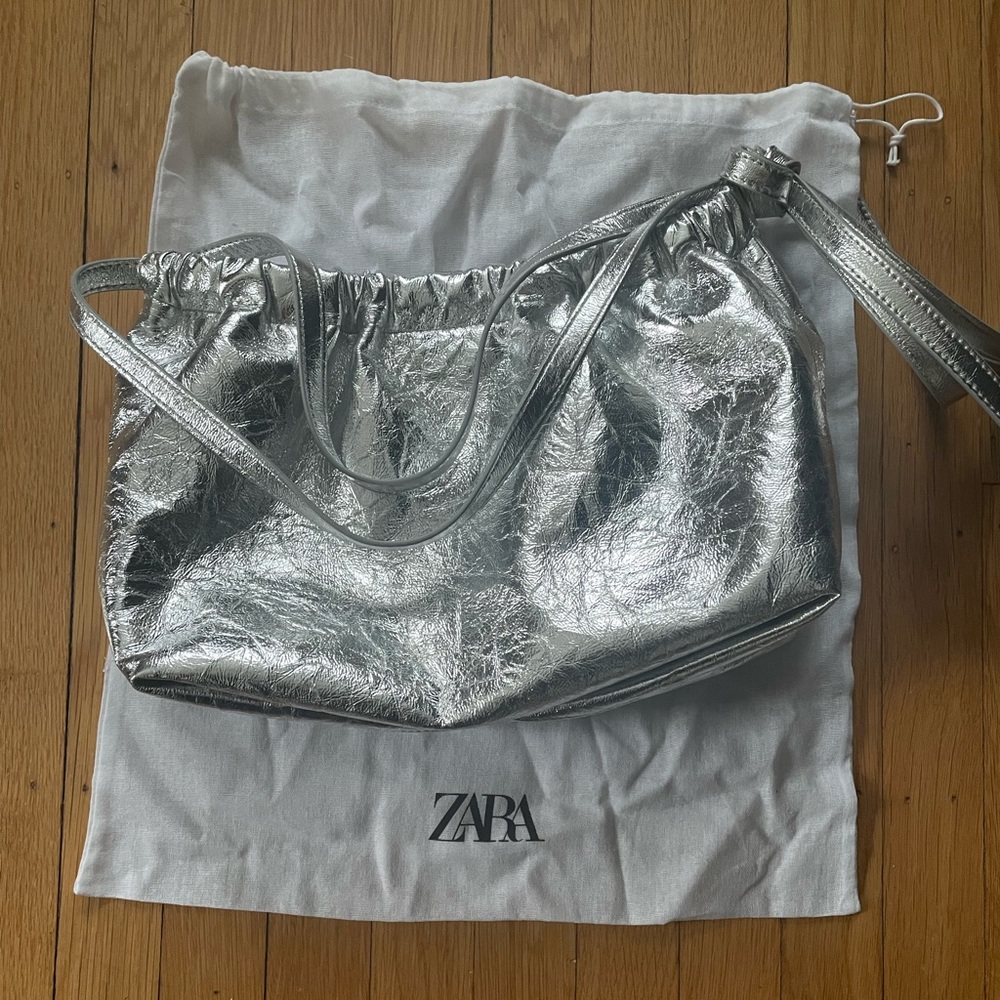 Zara  metallic crossbody bag, silver, NWOT - Picture 6 of 7